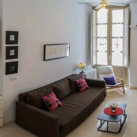 Malama Apartamentos Turisticos Màlaga Exteriér fotografie