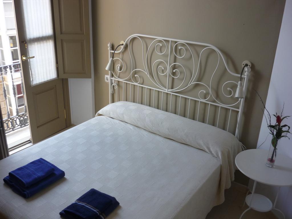 Malama Apartamentos Turisticos Màlaga Pokoj fotografie