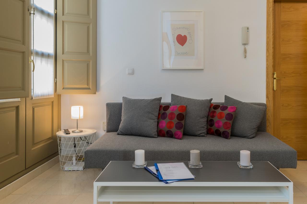 Malama Apartamentos Turisticos Màlaga Exteriér fotografie