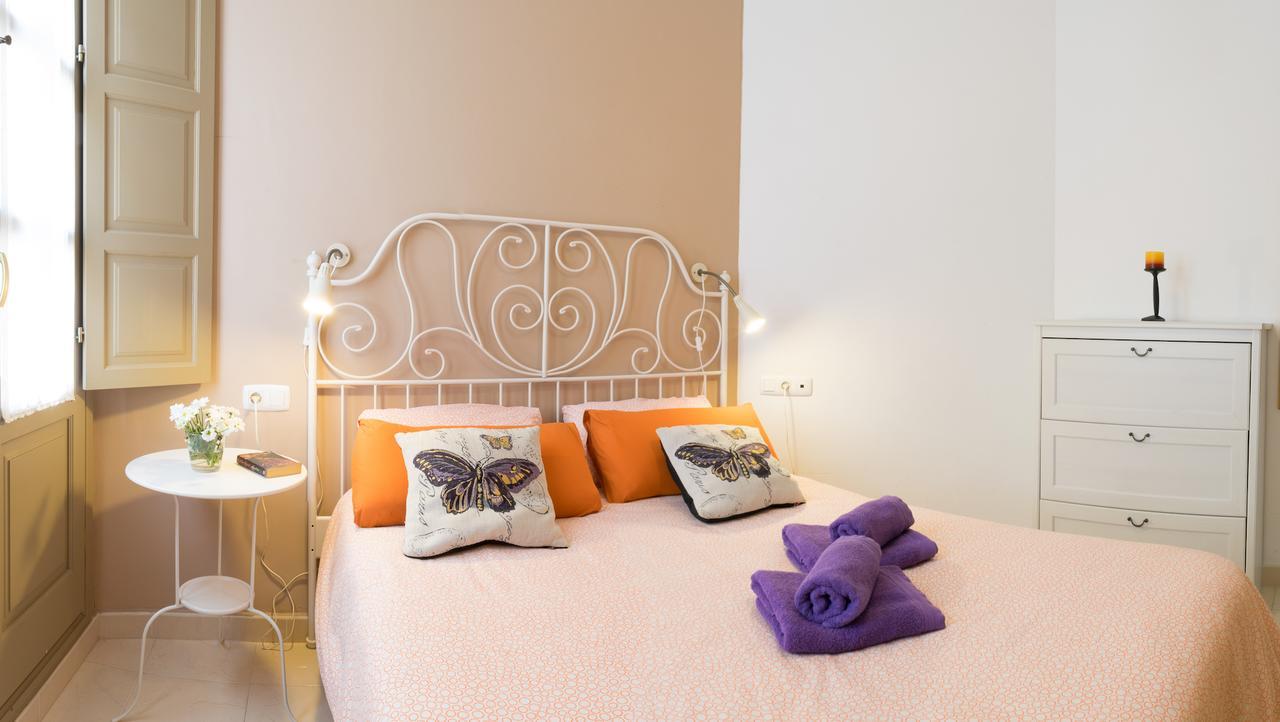 Malama Apartamentos Turisticos Màlaga Exteriér fotografie